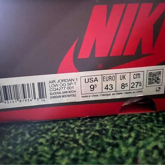 COPY - Size 9.5 travis scott j1 low. Missing box papers but other then that all…